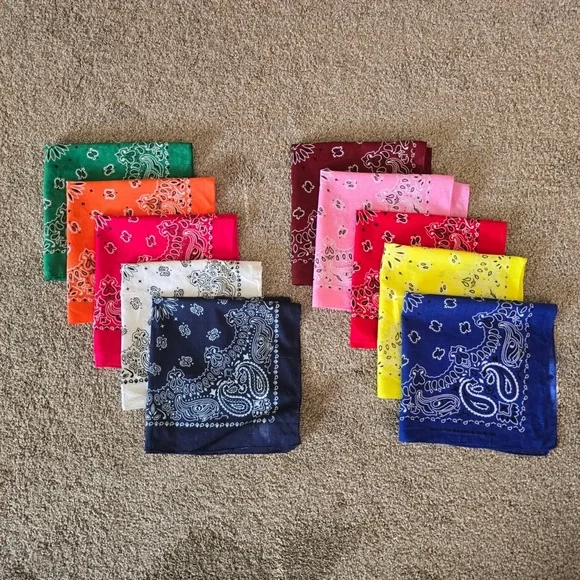 Colorful Bandana Set - Picture 5 of 5